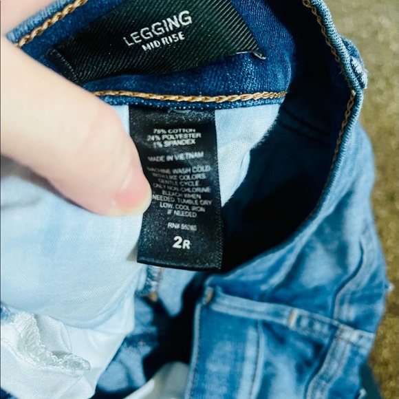 Express Comfy Stretch Ripped Jeans - Picture 3 of 3